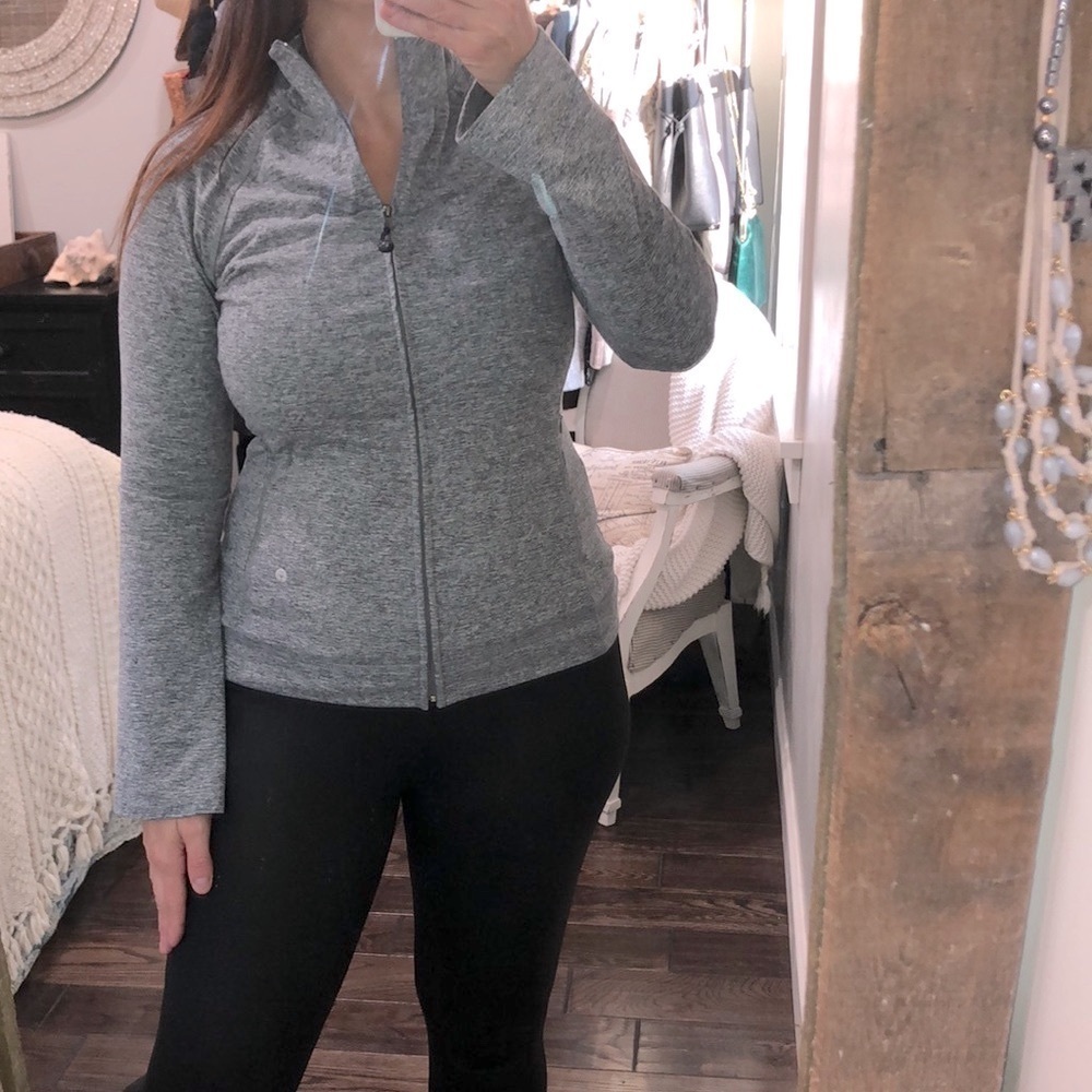 SOYBU medium zen fit grey athleisure jacket